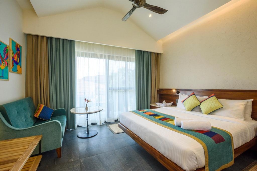 Beleza By The Beach  Rooms  Superior Room Pool View Bed 6