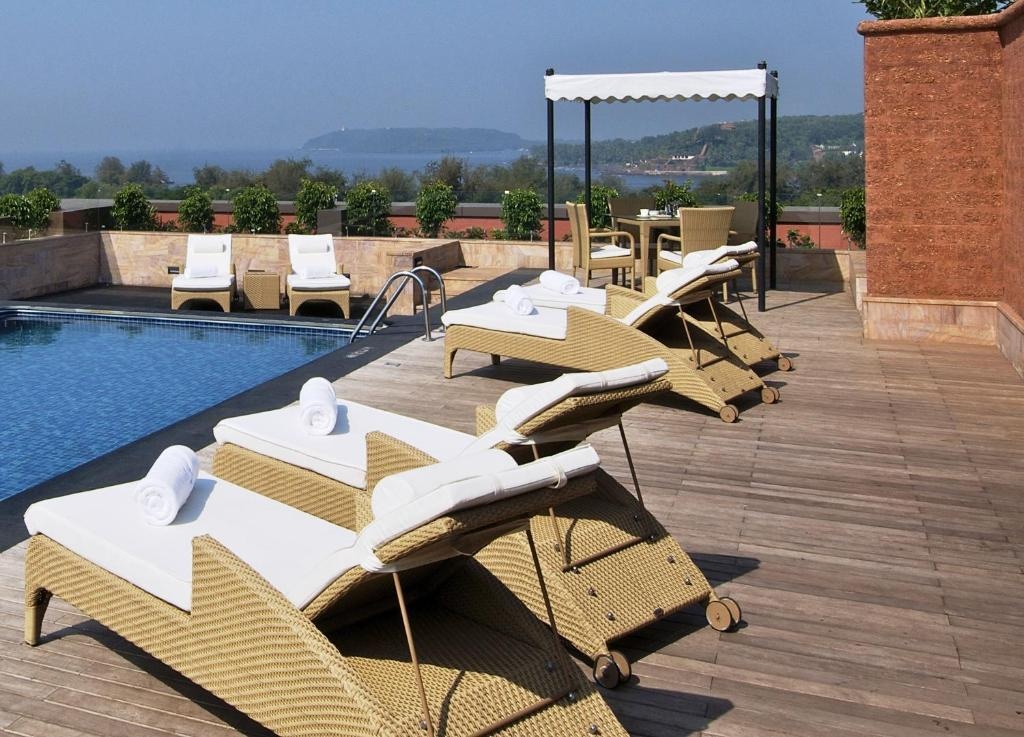 Vivanta Goa Panaji  Facilities  Swimming Pool 6