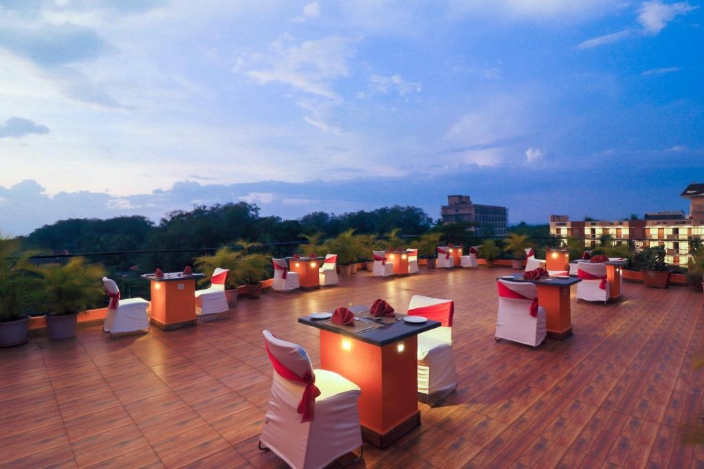 Dewdrop Le Seasons Beach Resort  Facilities  Banquet Hall 2