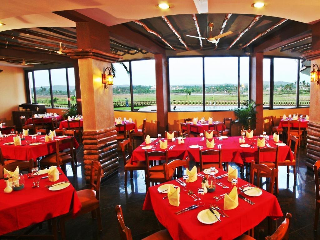 Nazri Resort  Dining  Restaurant 1