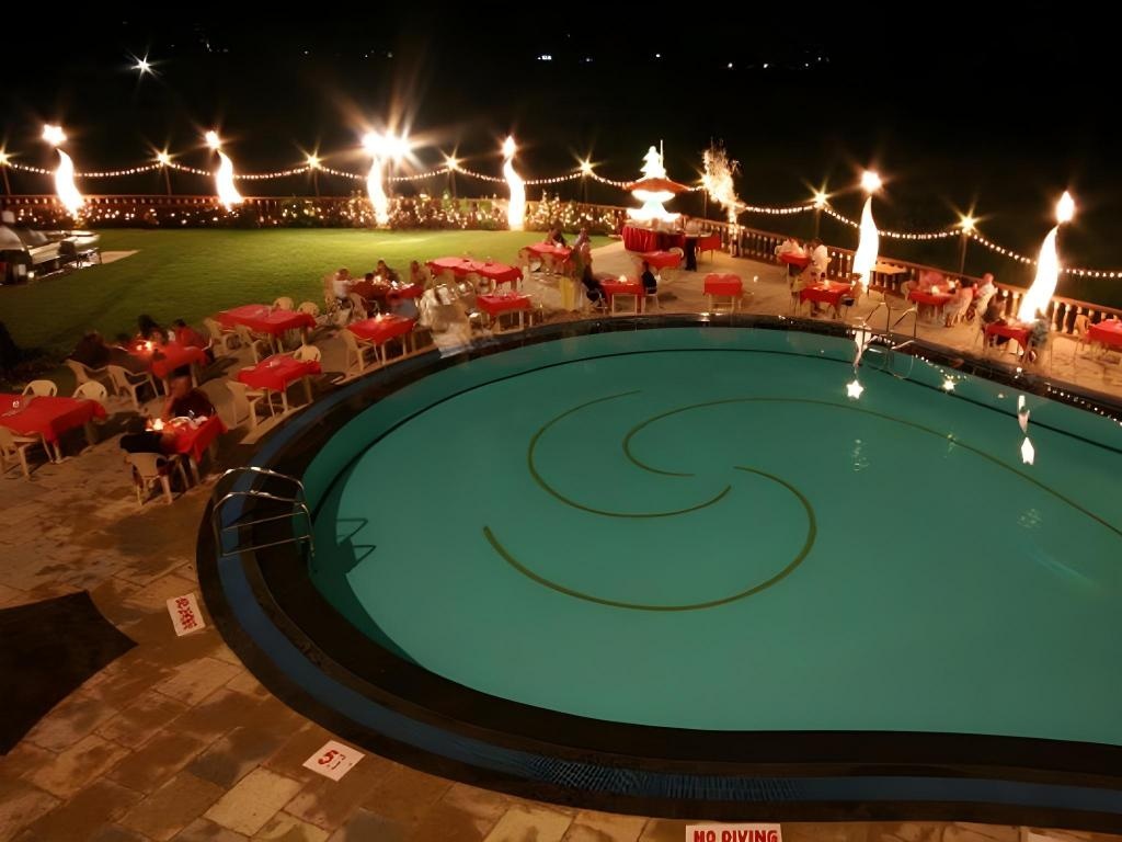 Nazri Resort  Facilities  Swimming Pool Outdoor 3
