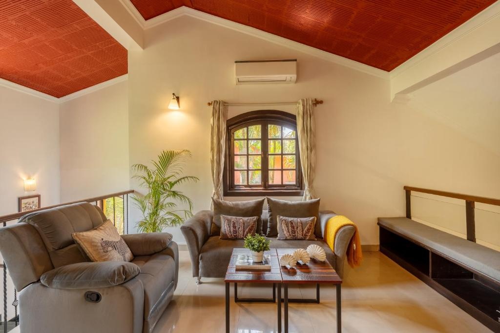 Aguada Anchorage  Facilities  Barlounge 27