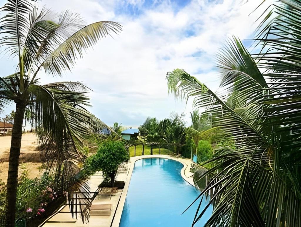 360 Degree Beach Retreat  Facilities  Swimming Pool 5