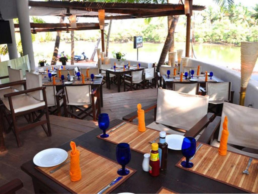 Mykonos Blu Resort  Dining  Restaurant 1