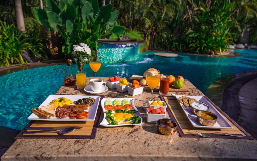 Fiesta Beach Resort  Dining  Food And Beverages 2