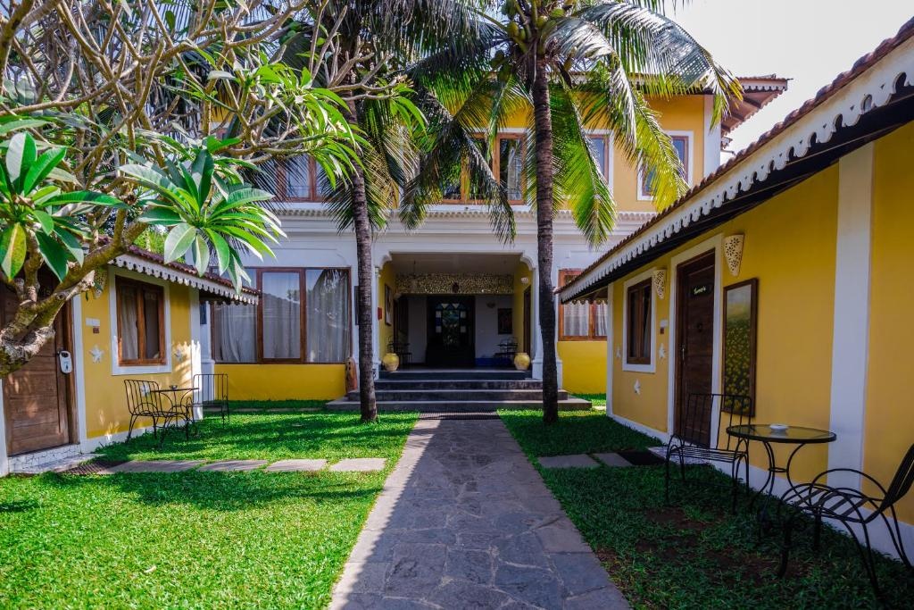 Fiesta Beach Resort  Facilities  Garden 8