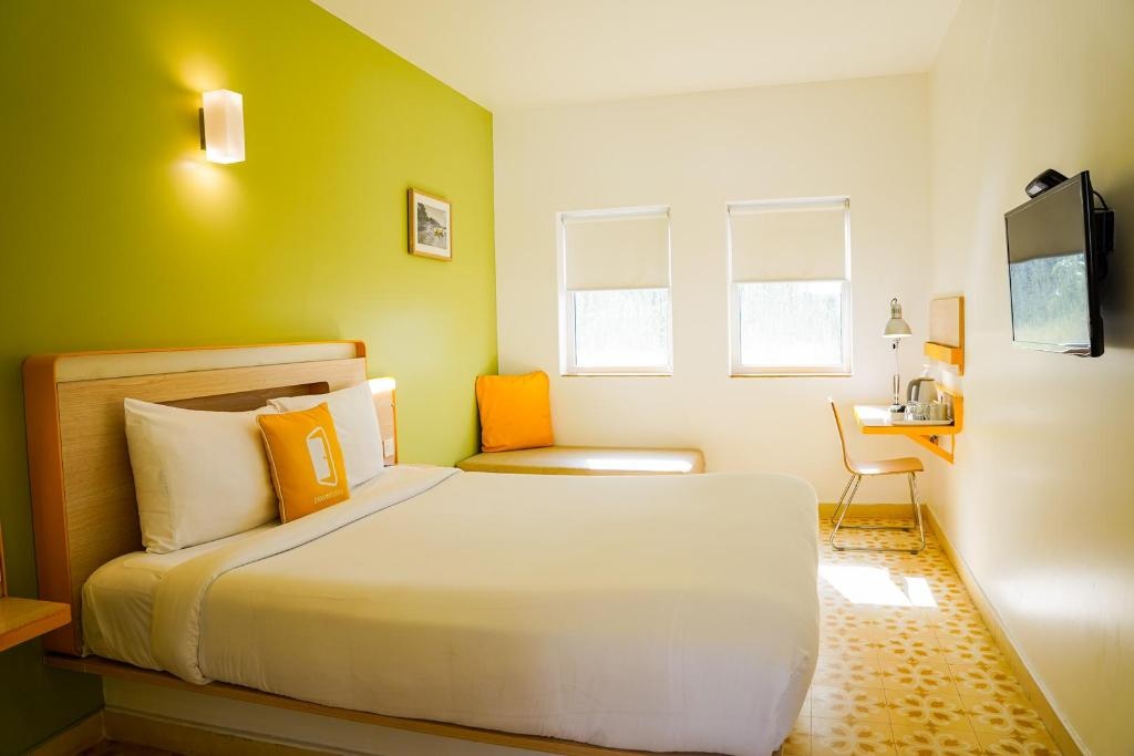 Bloom Hotel Calangute  Rooms  Standard King Room Room Plan 3