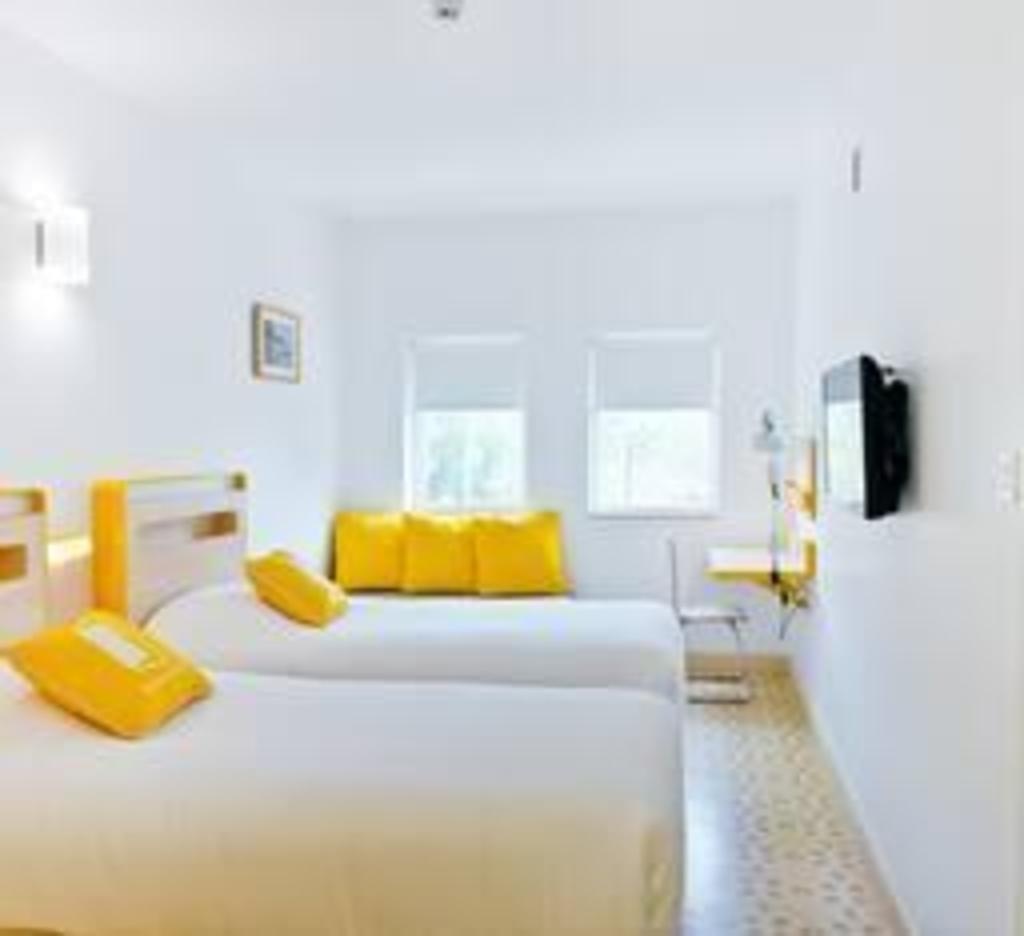 Bloom Hotel Calangute  Rooms  Rooms Image 9 9