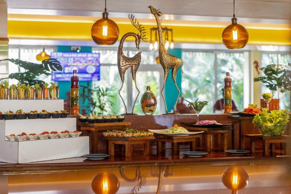 Sterling Goa Varca  Dining  Restaurant 10