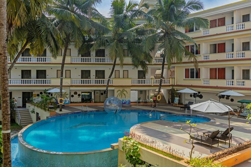 Sterling Goa Varca  Facilities  Swimming Pool 10