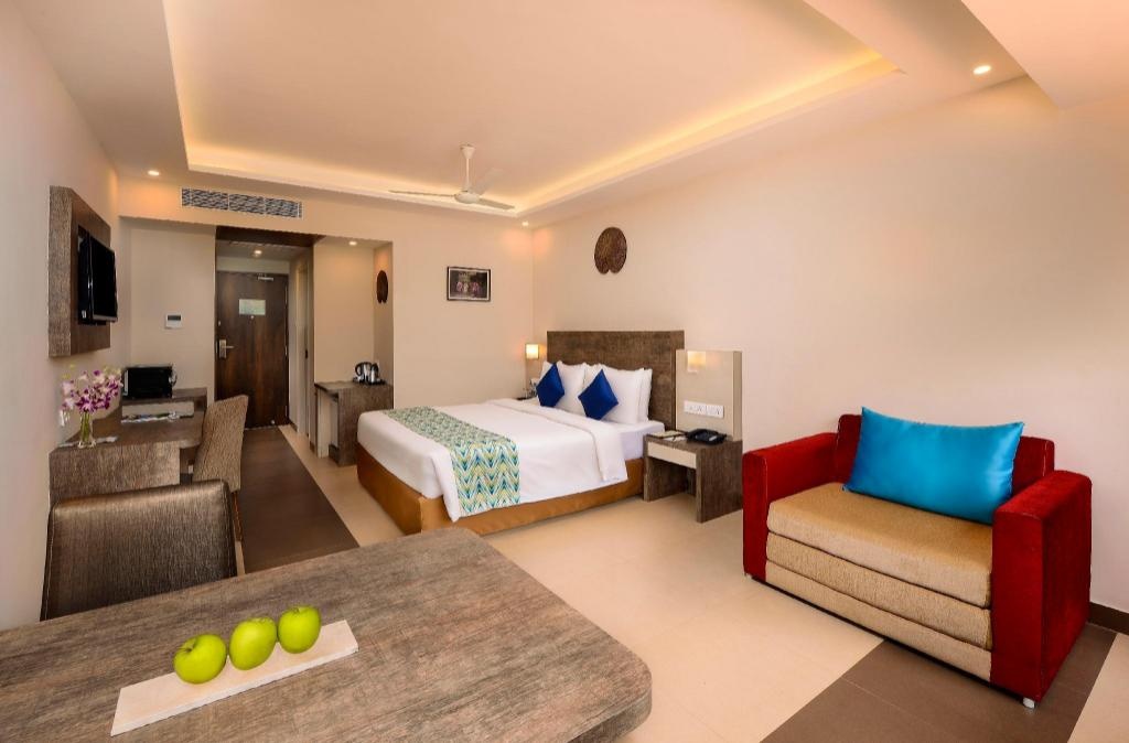 Sterling Goa Varca  Rooms  Garden View Premier Room Bathroom 19