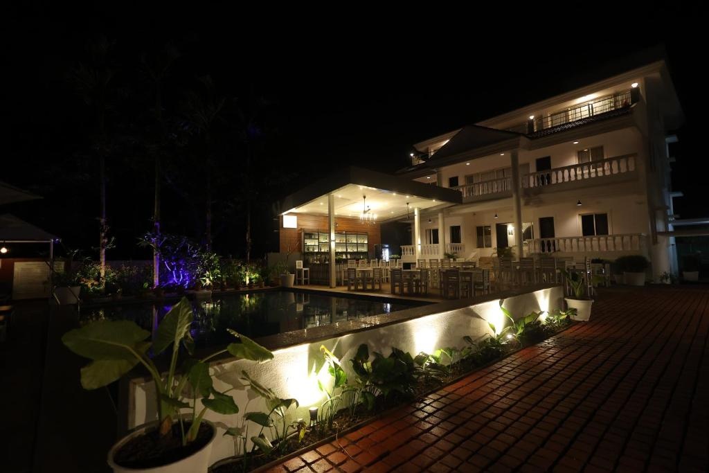 Casa Ahaana Resort Vagator By Lavin Hotels  Facilities  Barlounge 4