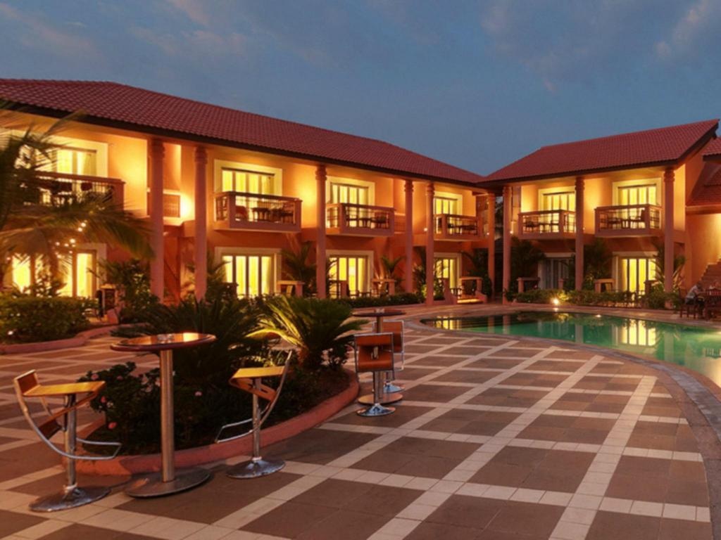 The Golden Crown Hotel  Property Views  View 5