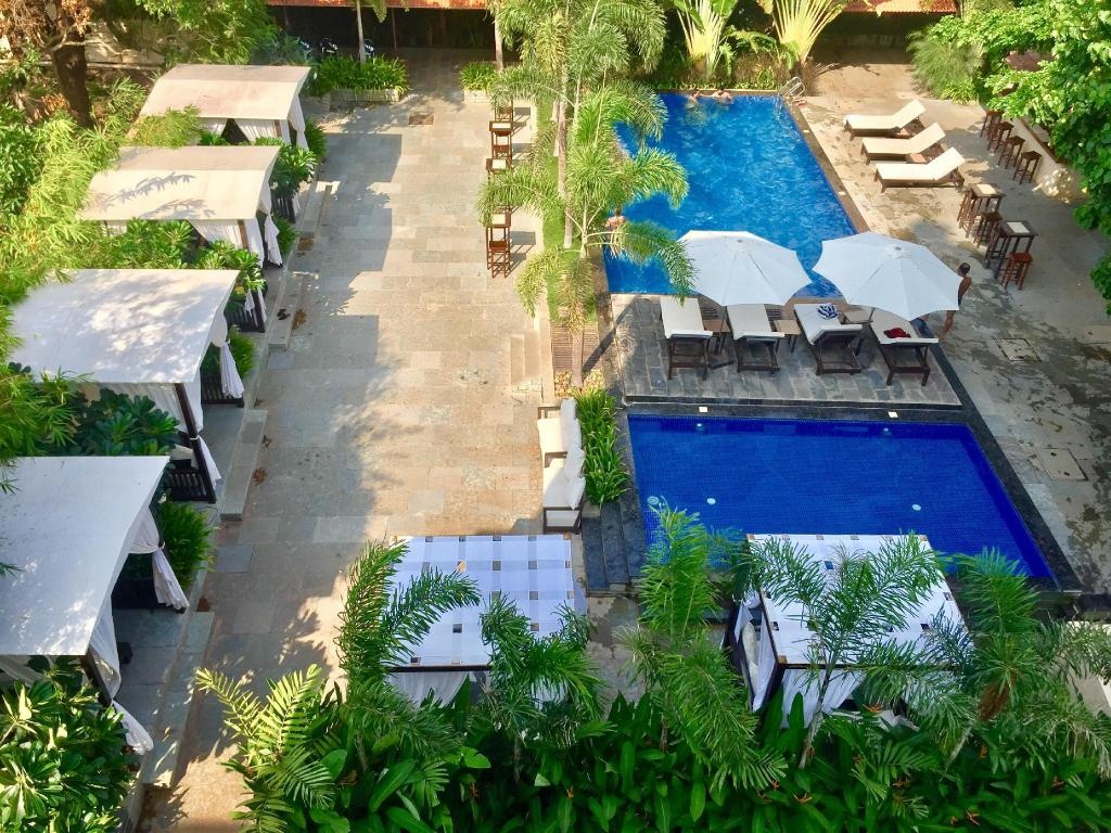 Sinq Beach Resort  Facilities  Swimming Pool 7