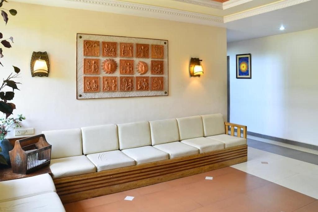 Sinq Beach Resort  Property Views  Lobby 15