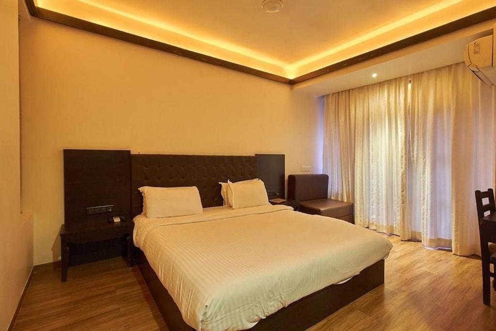 Sinq Beach Resort  Rooms  Rooms Image 8 8