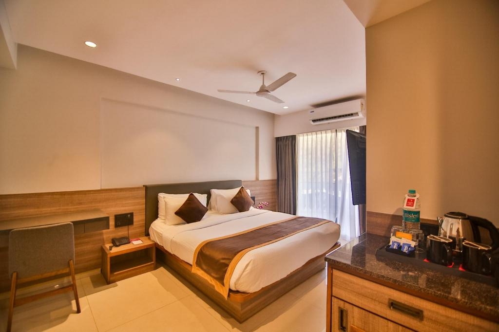 Regenta Inn Palacio De Goa  Rooms  Deluxe Rooms Guestroom 3