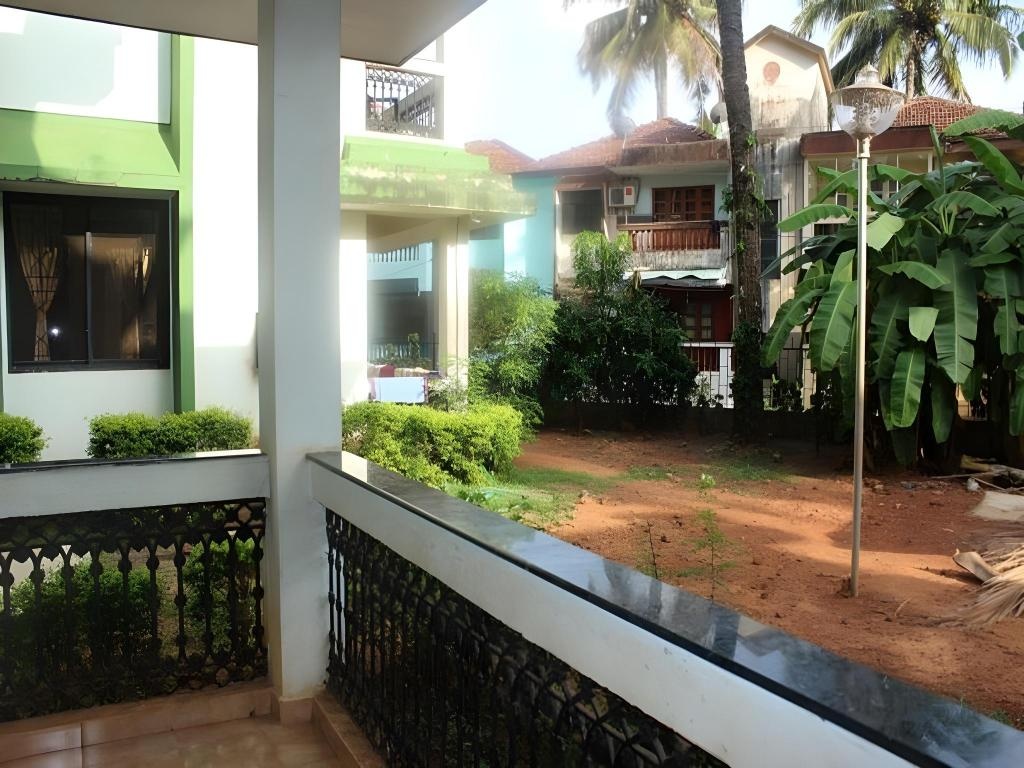 Amigo Plaza Hotel  Facilities  Surrounding Environment 5