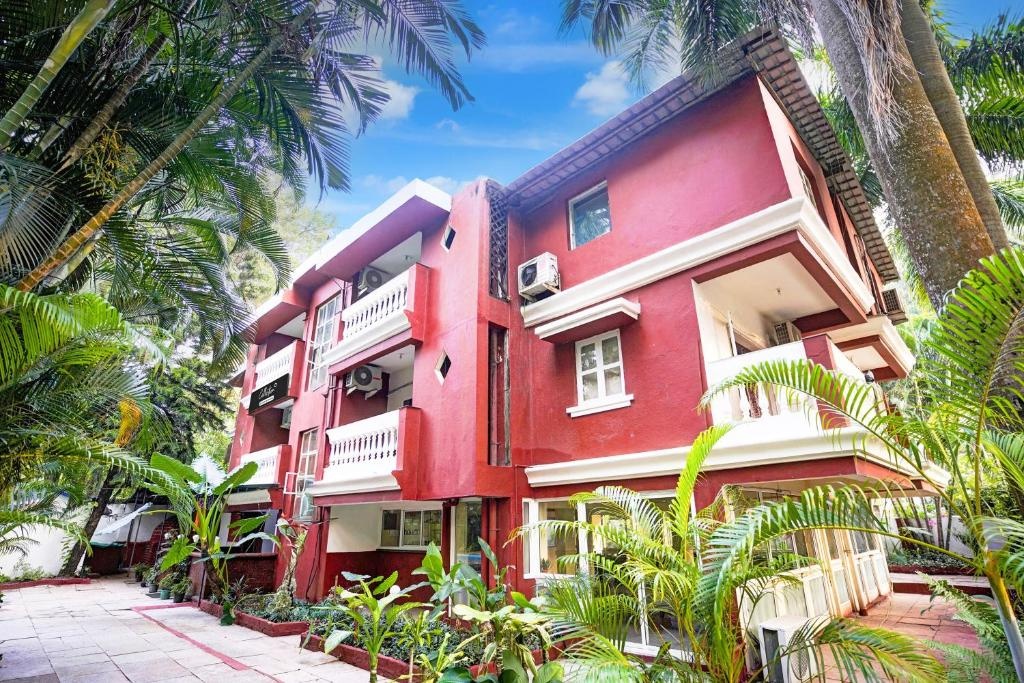 Shruti Beach Resort  Property Views  Entrance 9