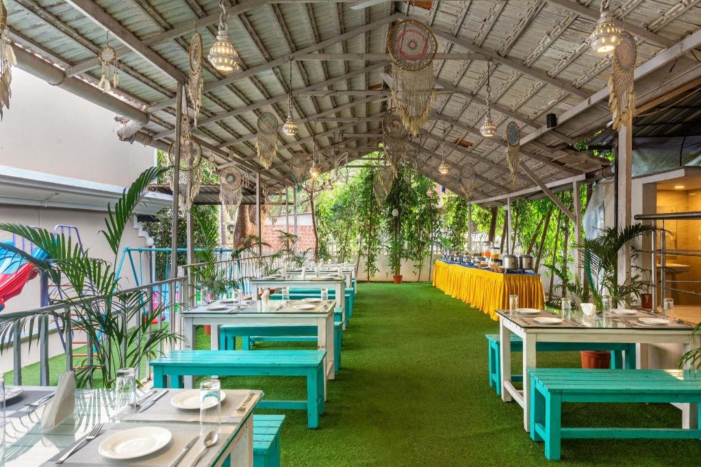 Calux Joia Do Mar Resort  Dining  Food And Beverages 1