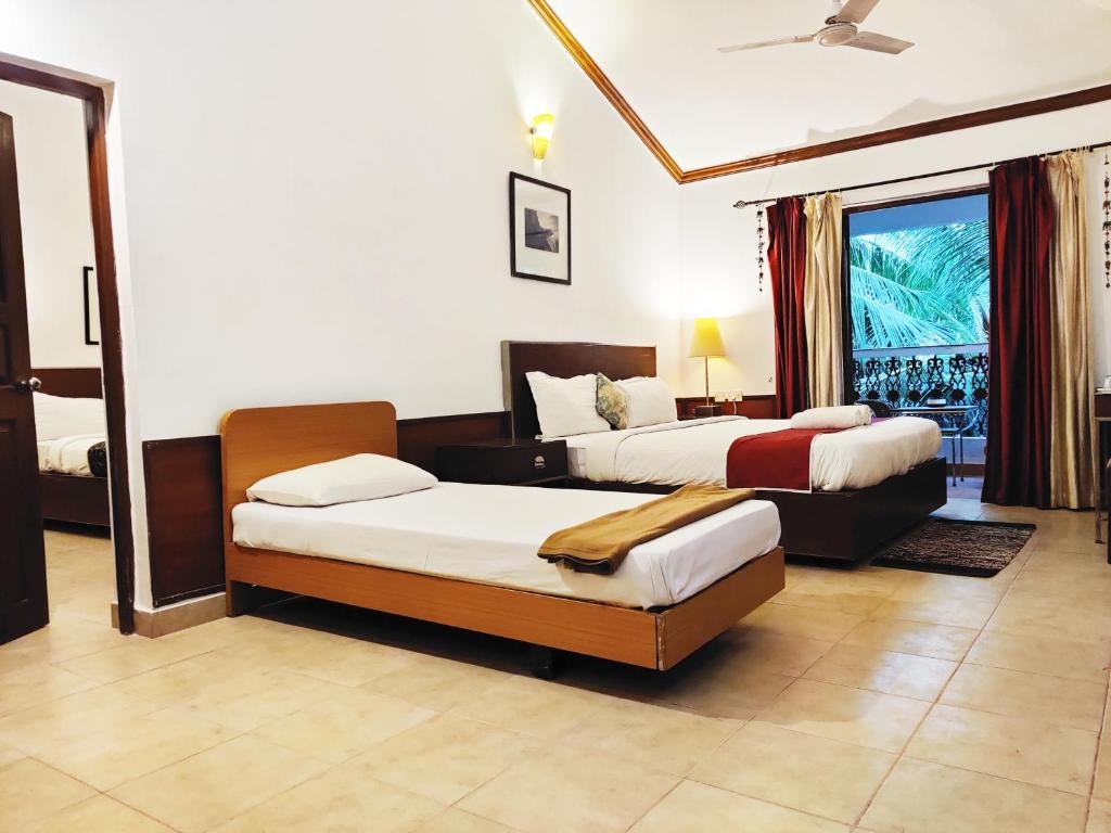 Camelot Beach Resort  Rooms  Rooms Image 3 3