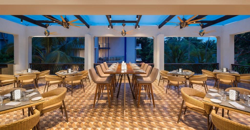 Le Méridien Goa Calangute  Dining  Restaurant 2