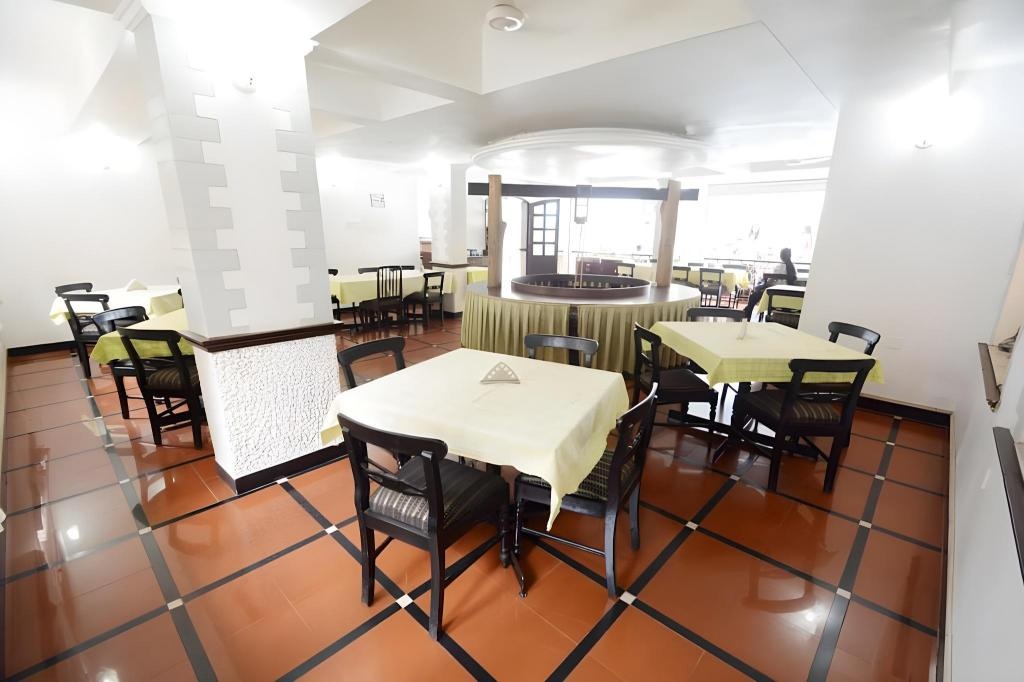 Magnum Resorts Near Candolim Beach  Dining  Restaurant 17