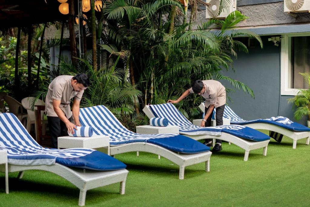Magnum Resorts Near Candolim Beach  Facilities  Swimming Pool 34