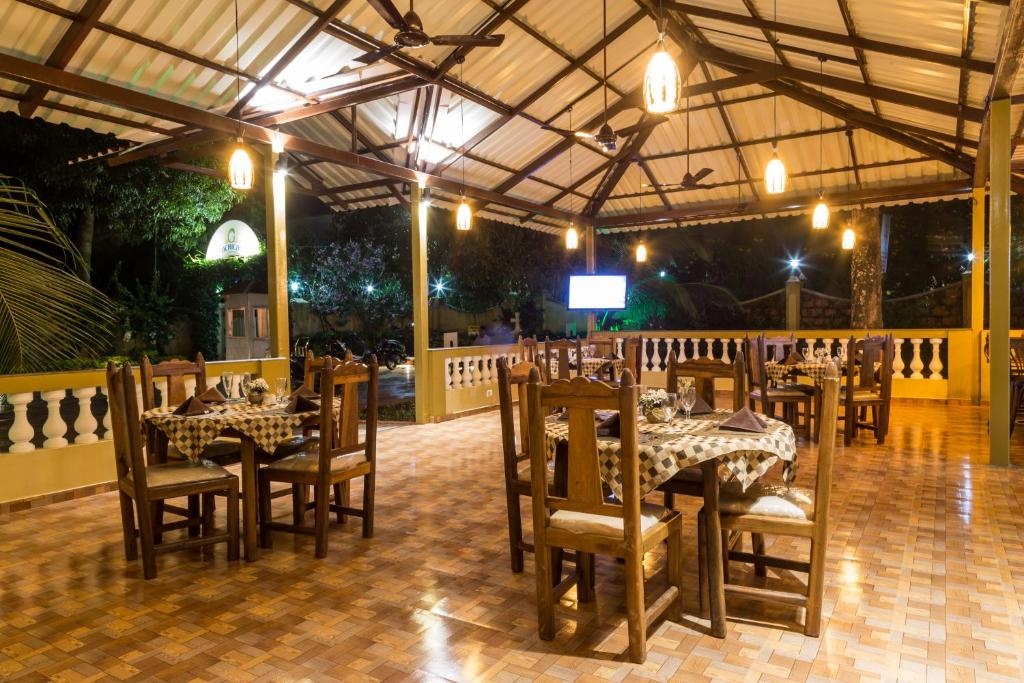 Cochichos Resort  Dining  Restaurant 3