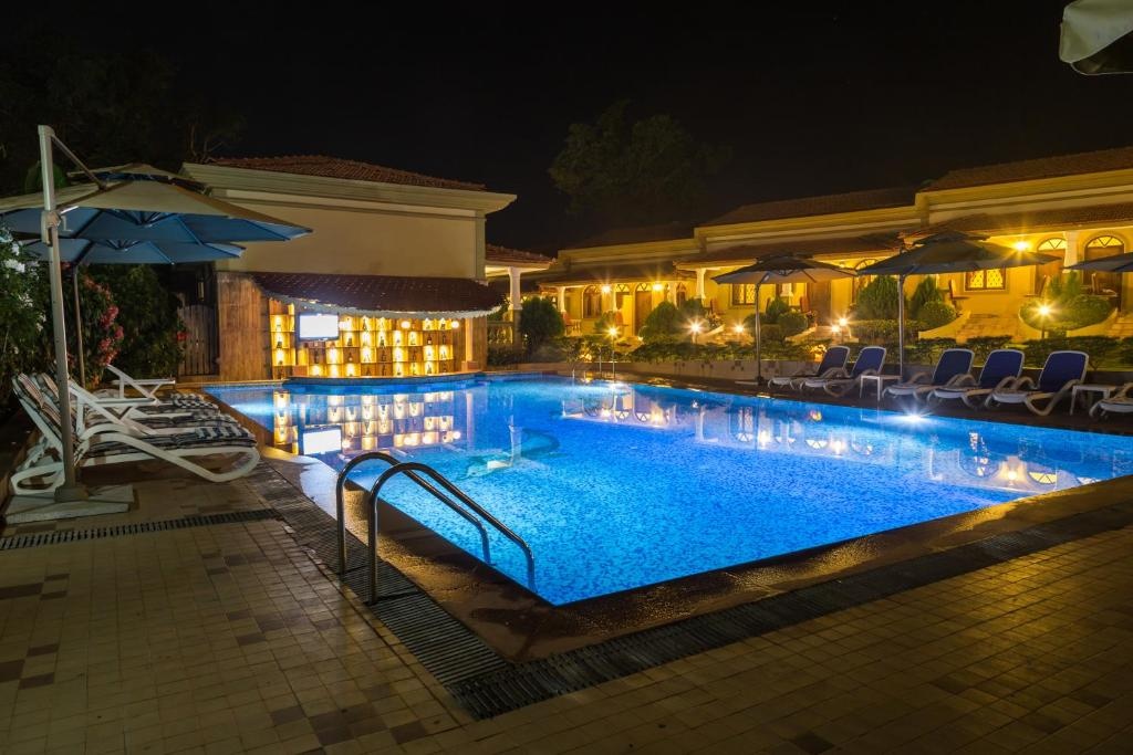 Cochichos Resort  Facilities  Swimming Pool 7