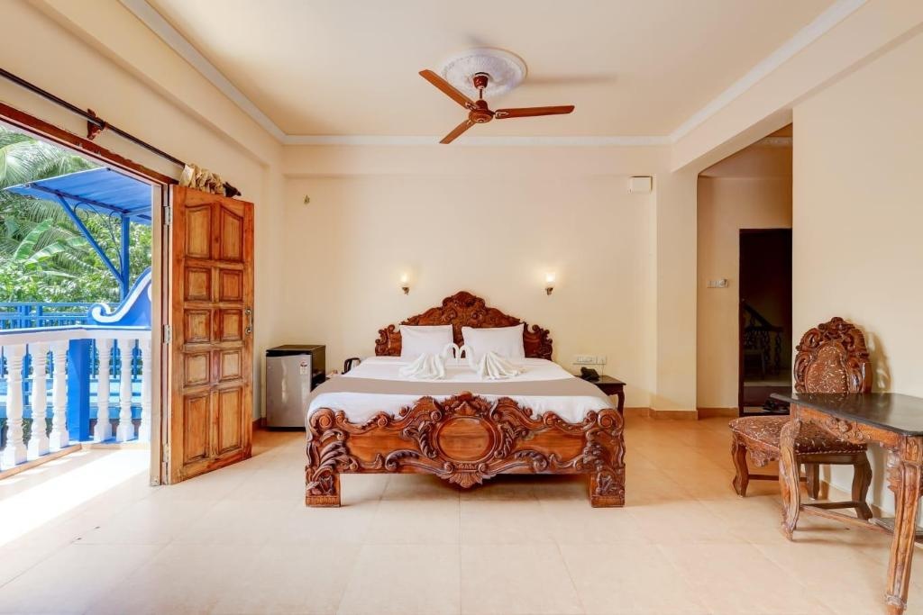 Mayflower Beach Resort Baga  Rooms  Superior Pool View Bed 1