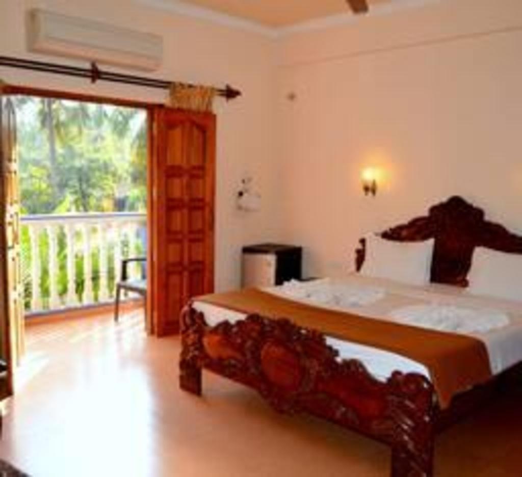Mayflower Beach Resort Baga  Rooms  Rooms Image 11 11