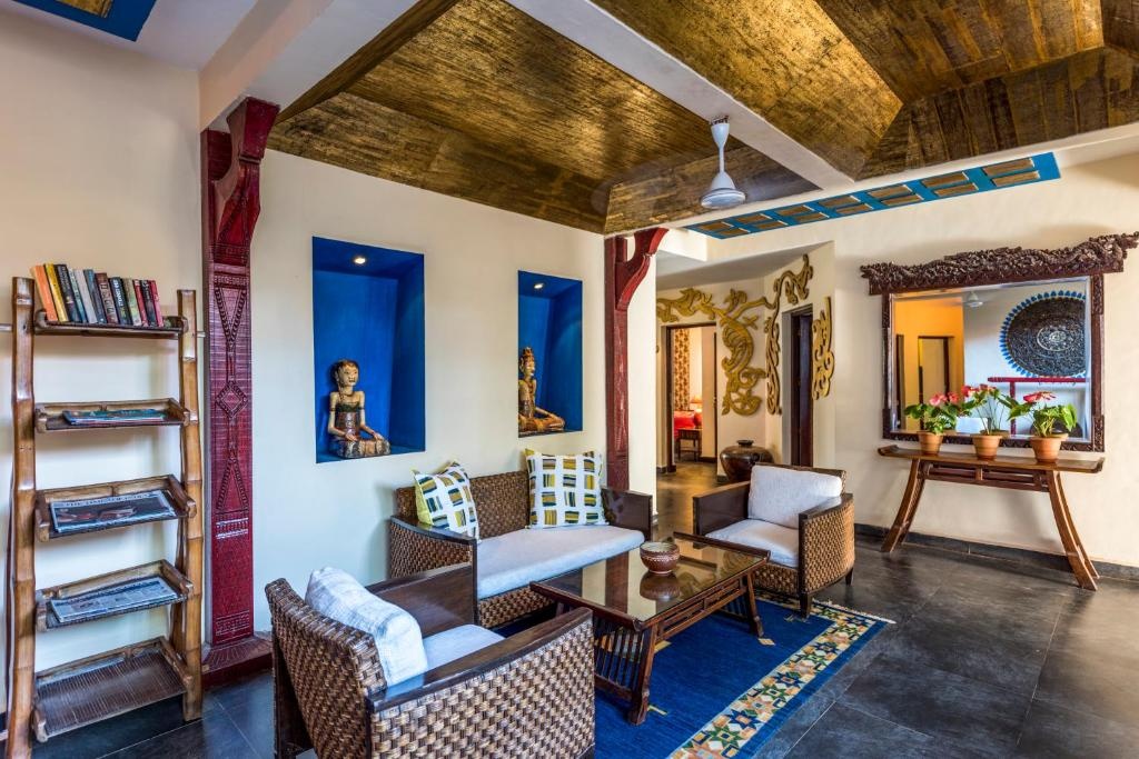 Casa Baga  Property Views  Lobby 3