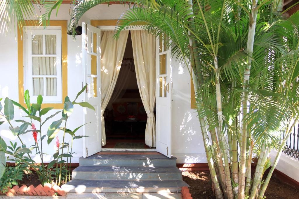 Casa Anjuna  Facilities  Balconyterrace 27