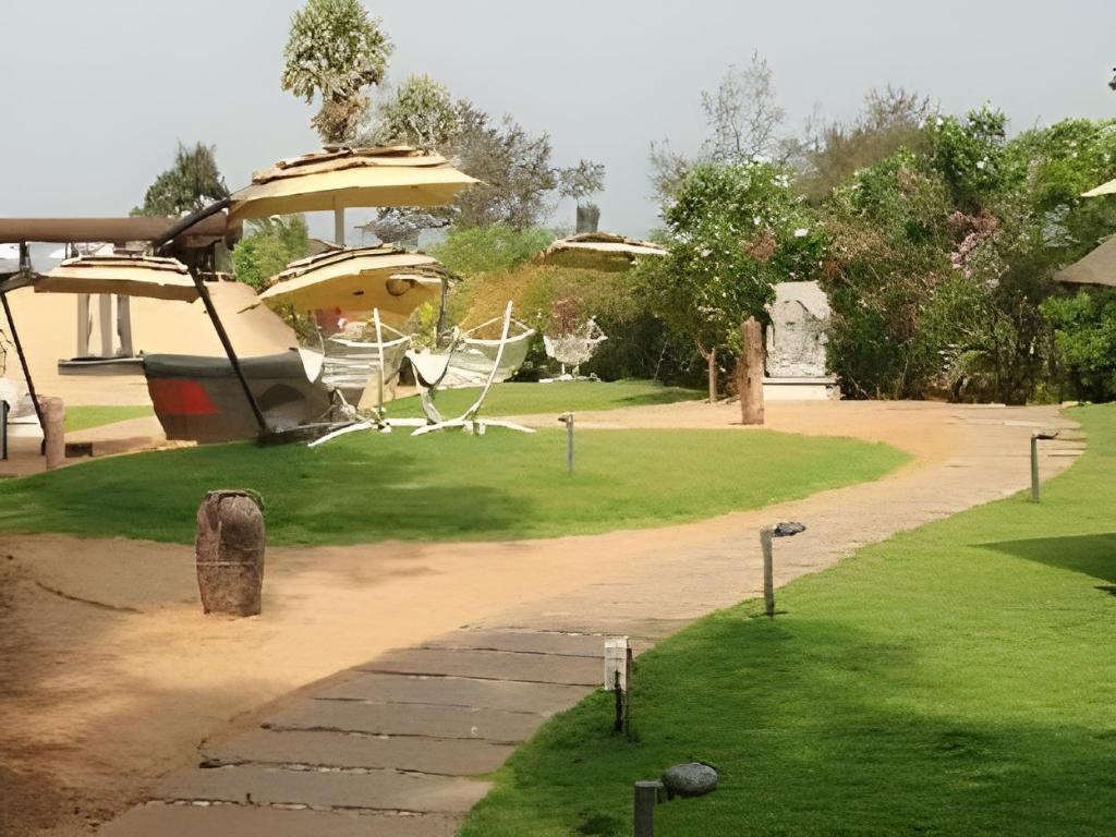 Fahrenheit Hotels And Resorts  Facilities  Garden 5