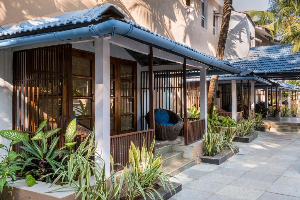 Casa Vagator Hotel  Facilities  Balconyterrace 14