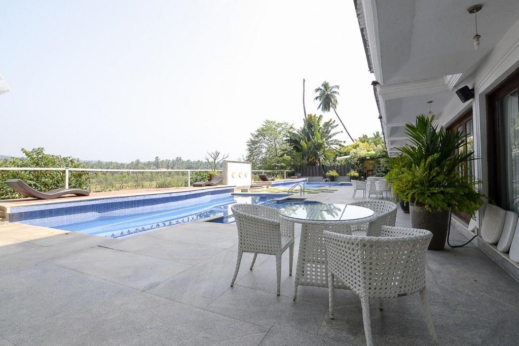 White Pearl Suites  Facilities  Swimming Pool 9