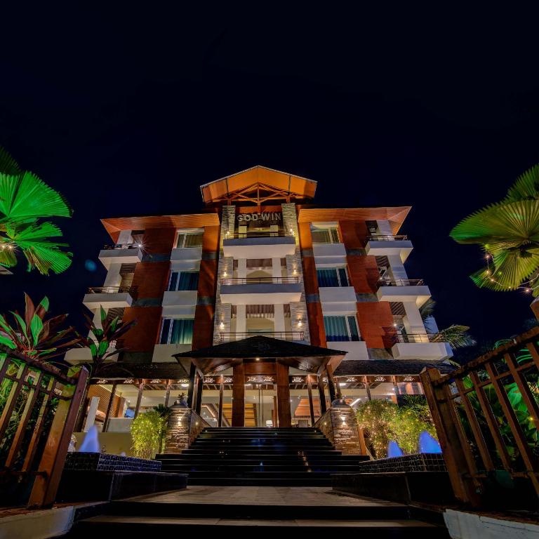 Godwin Candolim Goa  Property Views  Entrance 7