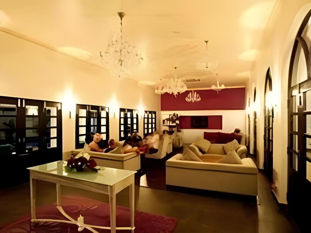 Silver Sands Hideaway Hotel  Property Views  Lobby 13