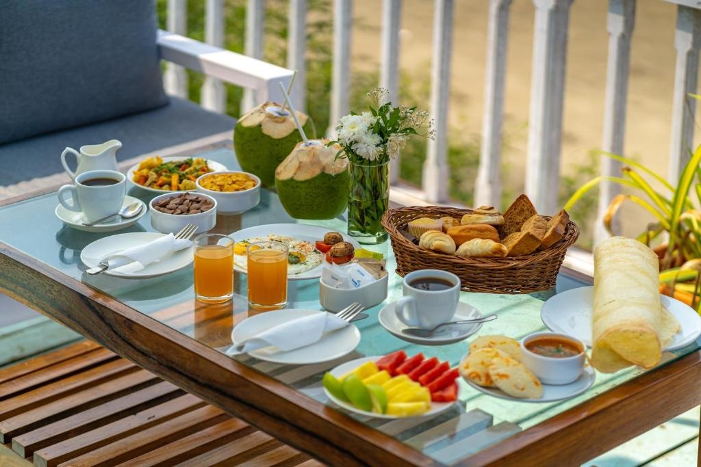 La Cabana Beach And Spa Resort  Dining  Food And Beverages 11