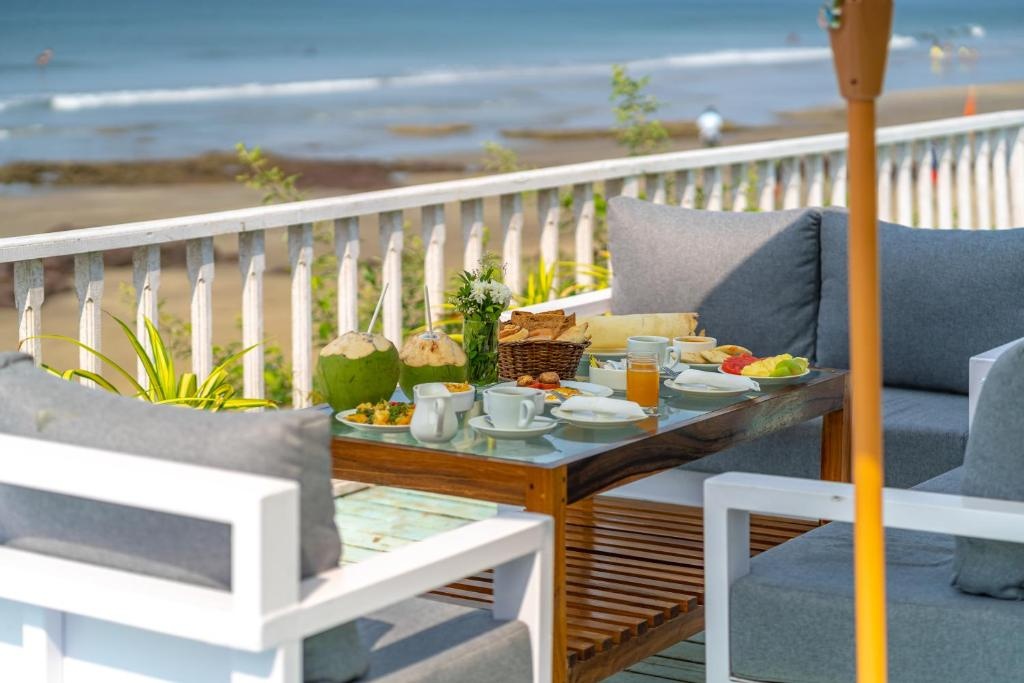 La Cabana Beach And Spa Resort  Dining  Food And Beverages 14