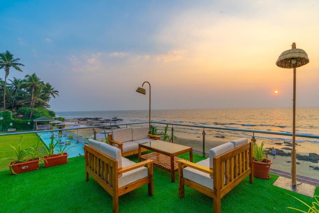 La Cabana Beach And Spa Resort  Property Views  Exterior View 16