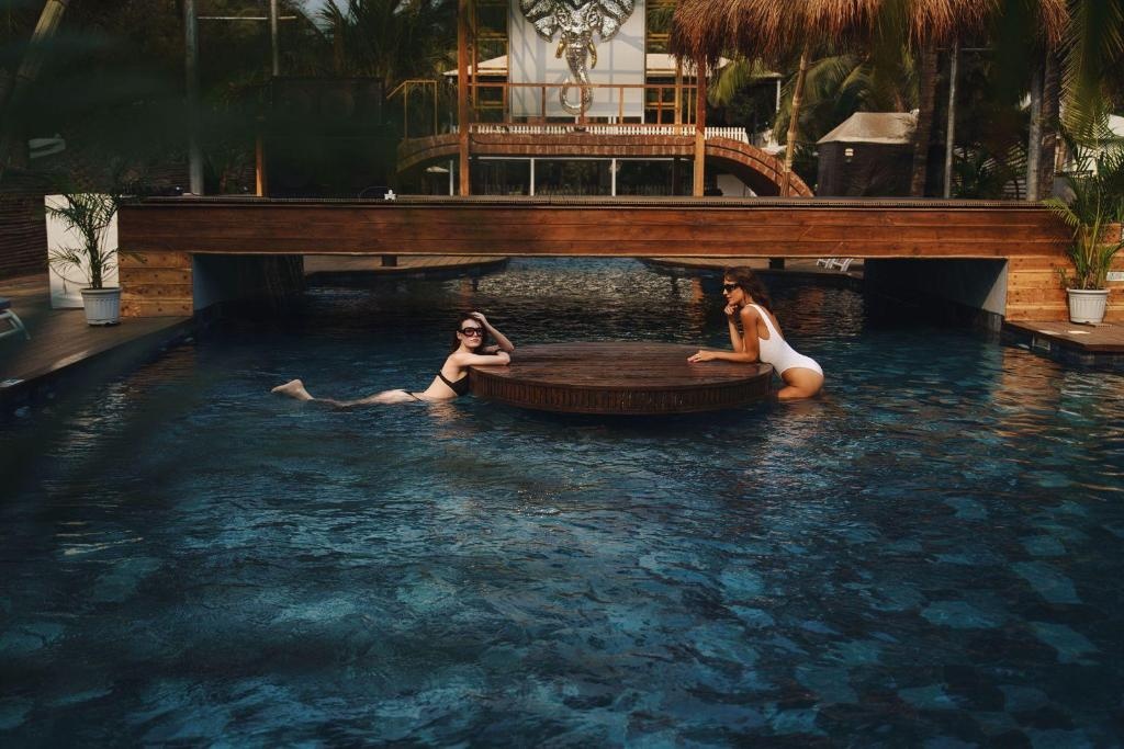 Marbela Beach Resort  Facilities  Swimming Pool Outdoor 12