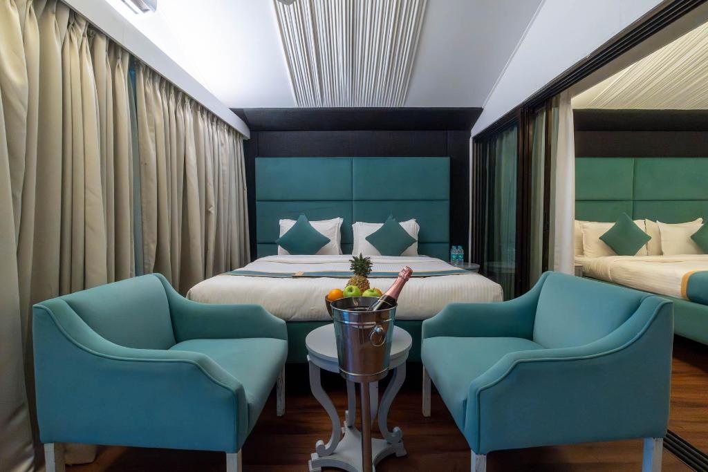 Marbela Beach Resort  Rooms  Beach Suite Bedroom 11