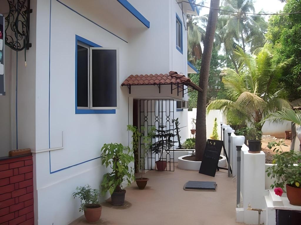 Baga Villa Hotel  Property Views  Exterior View 2