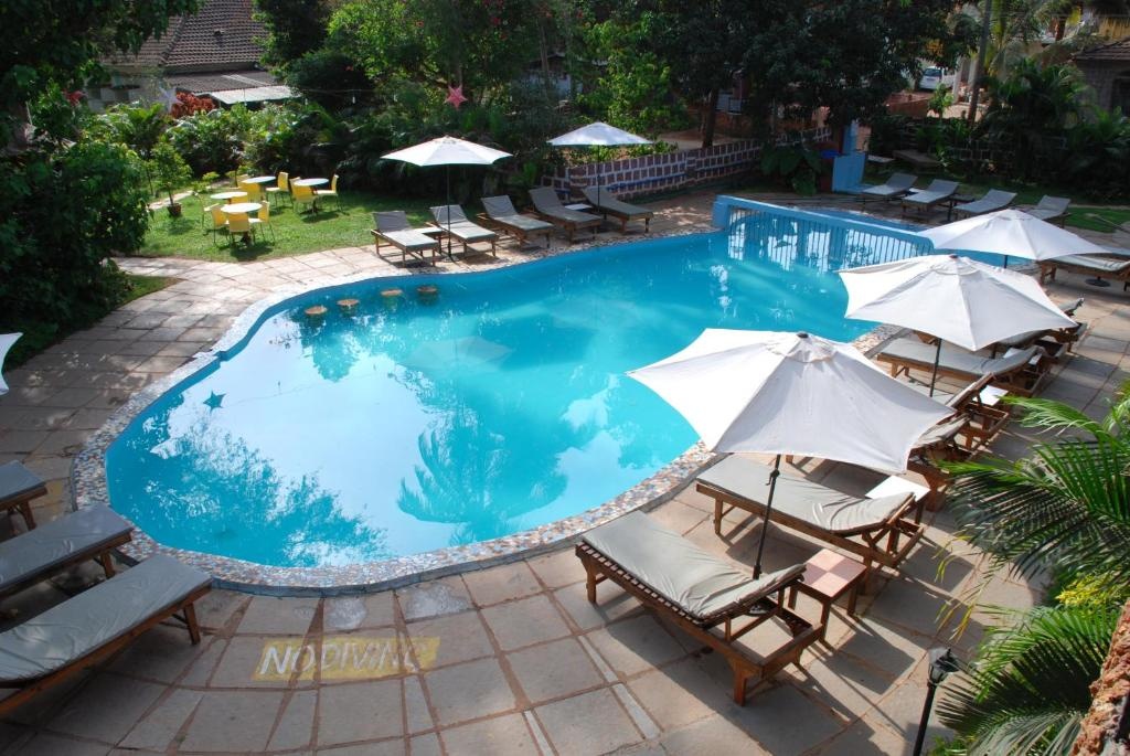 Sea Breeze Beach Hotel  Facilities  Swimming Pool 4