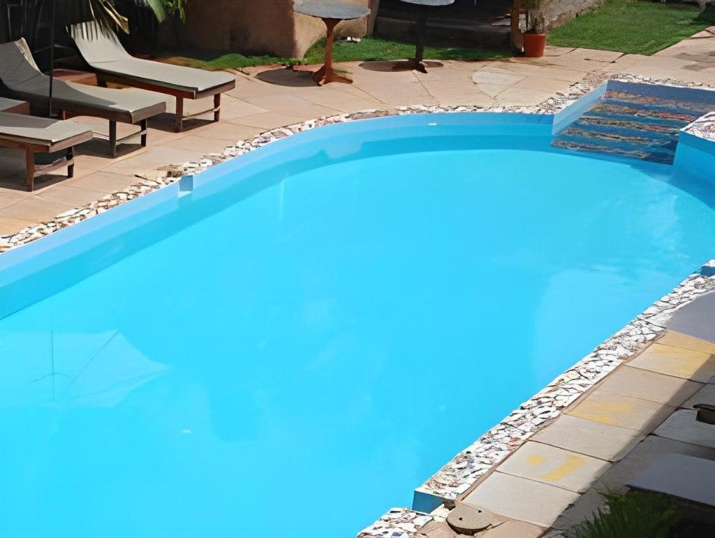 Sea Breeze Inn  Facilities  Swimming Pool 4