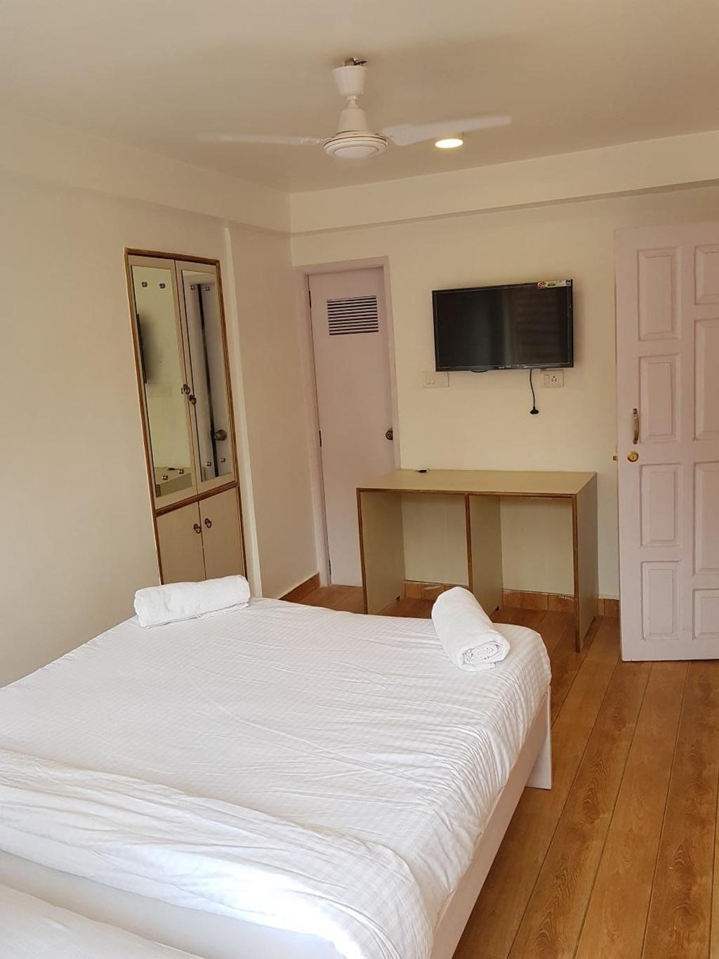 Marquitos Guest House  Facilities  Bedroom 3