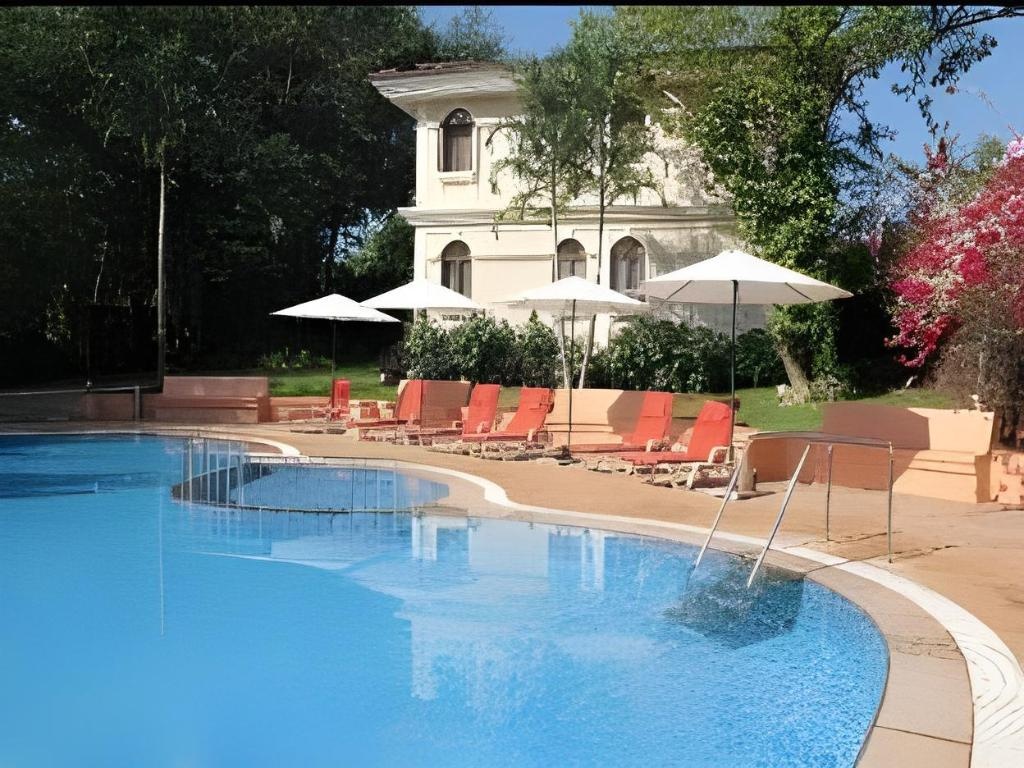 Hacienda De Goa Resort  Facilities  Swimming Pool 10
