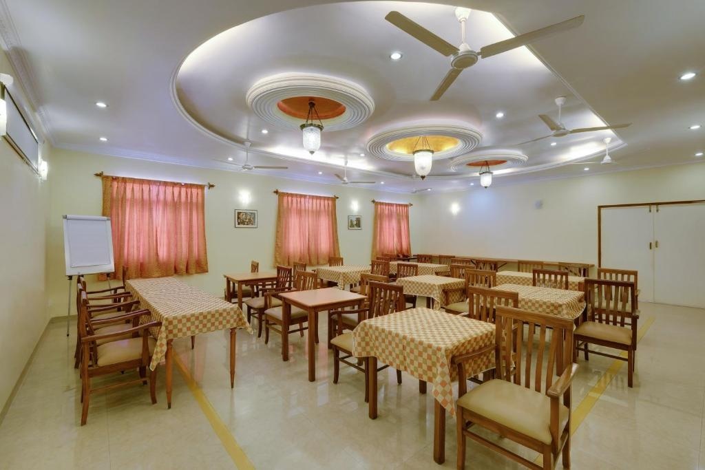 Spazio Leisure Resort  Facilities  Business Center 22